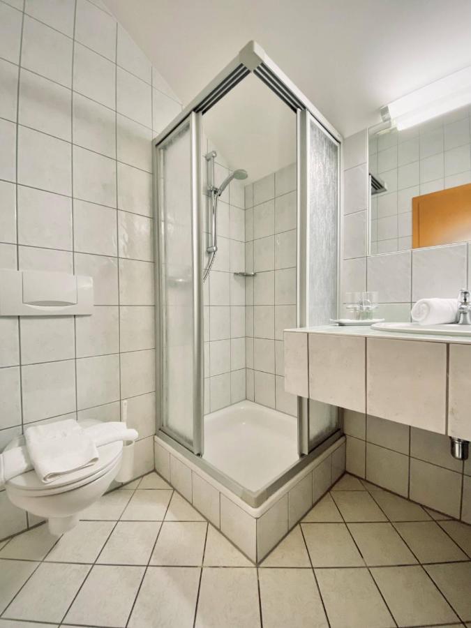 Hotel Garni Philipp แซร์เฟาส์ ภายนอก รูปภาพ