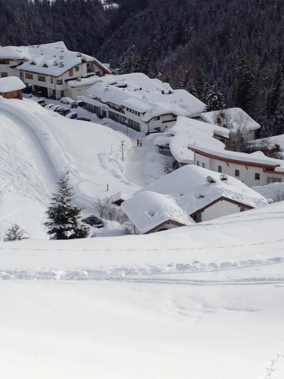 Hotel Garni Philipp แซร์เฟาส์ ภายนอก รูปภาพ